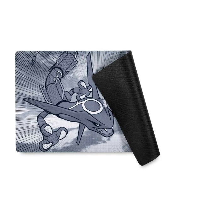 Tapis de jeu Dragonite & Rayquaza Collide - Pokémon Center